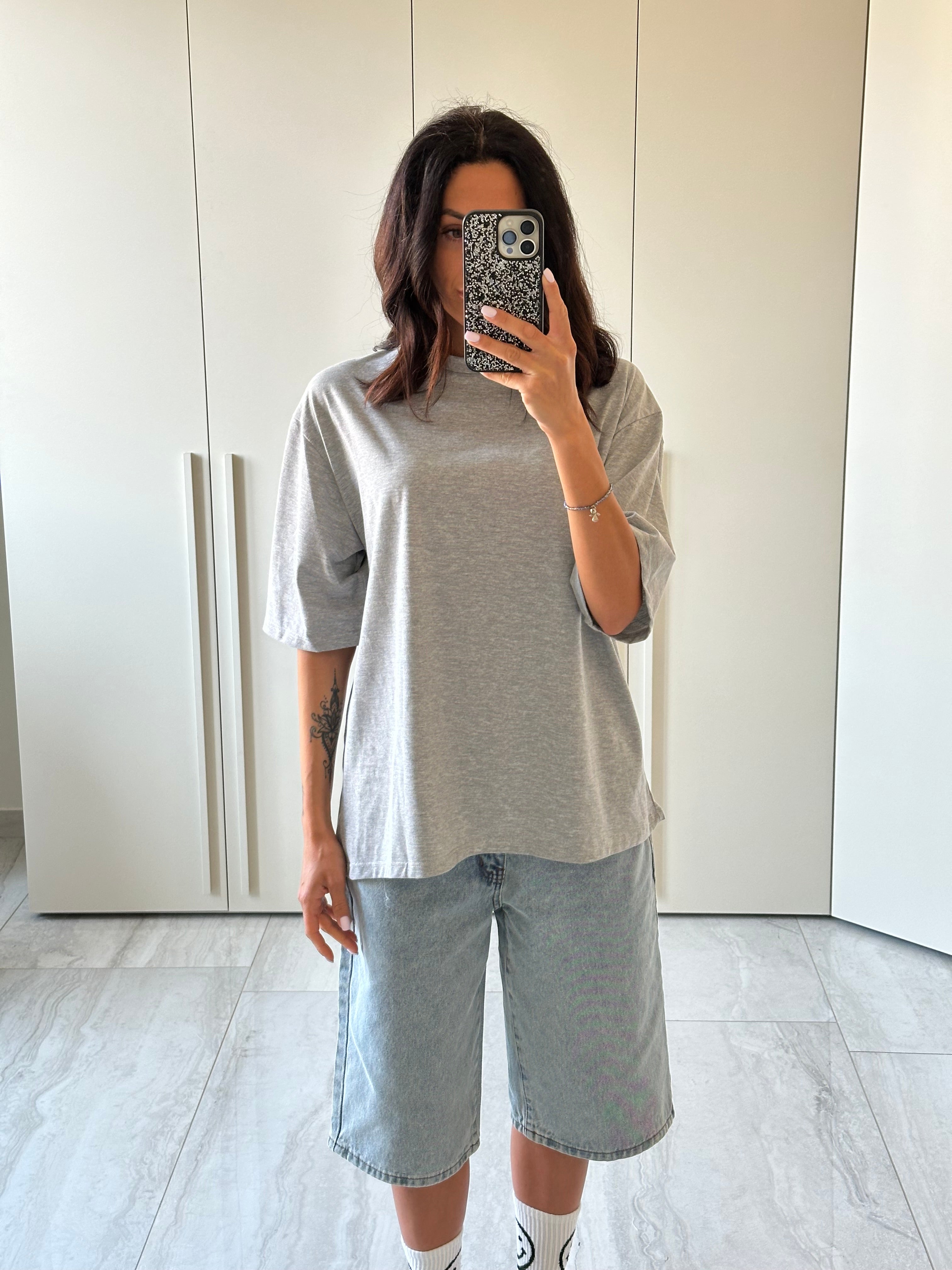 MAGLIA OVERSIZE CON MANICOTTI