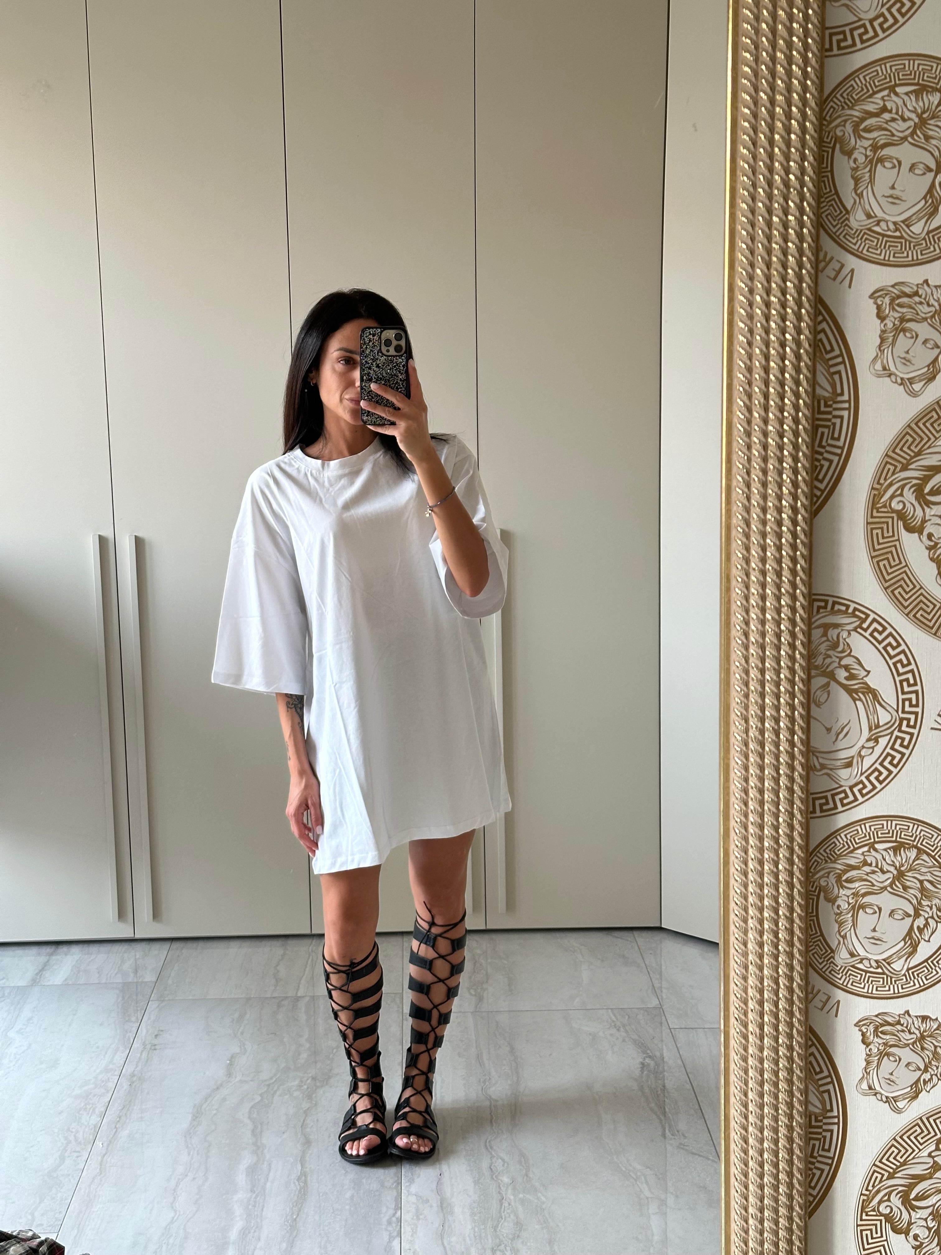 MAGLIA OVER BIANCA E NERA