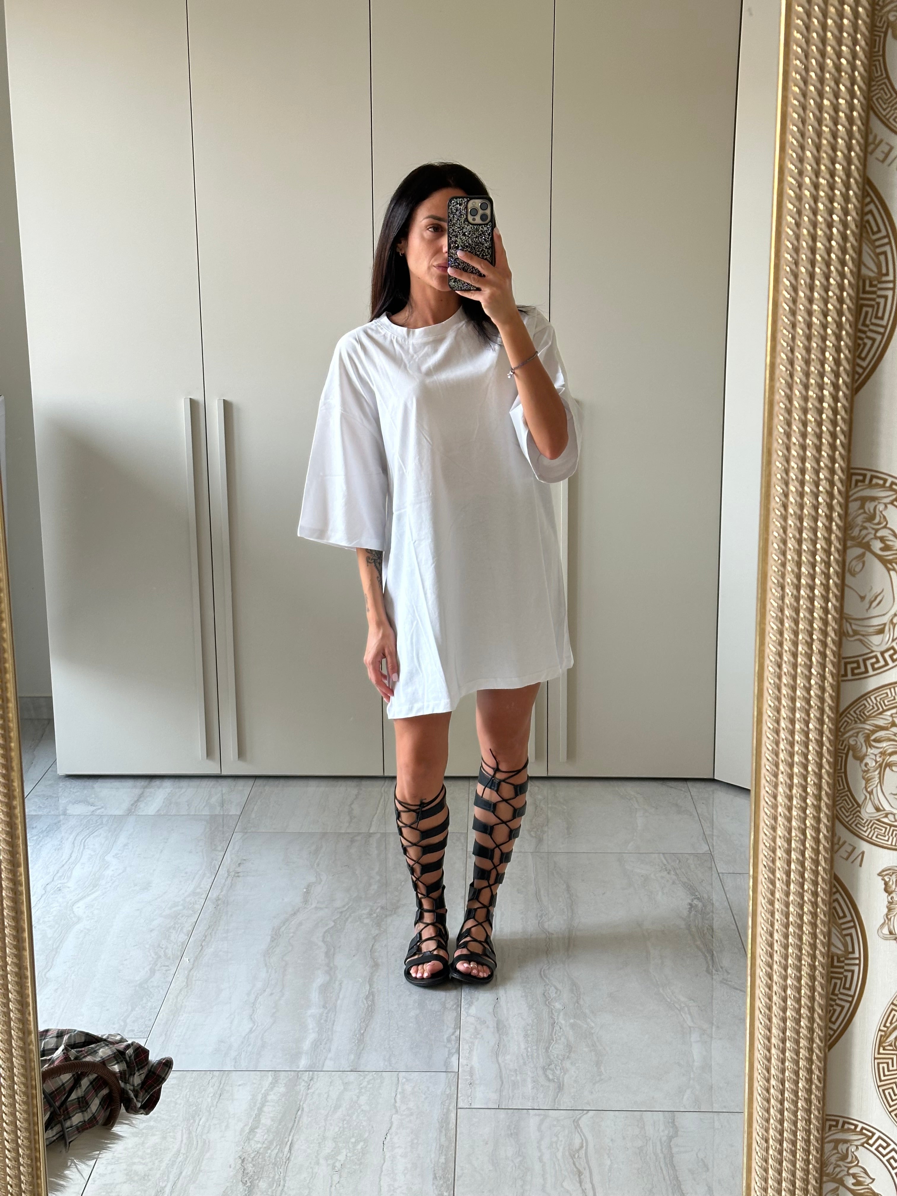 MAGLIA OVER BIANCA E NERA